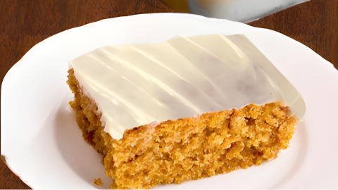 Sunset Foods pumpkin cake and bars for Thanksgiving.