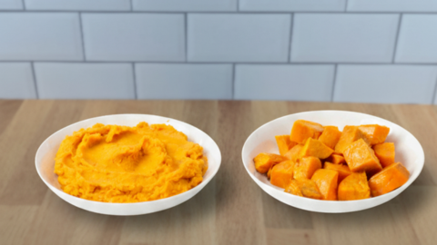 Candied sweet potatoes with marshmallows.